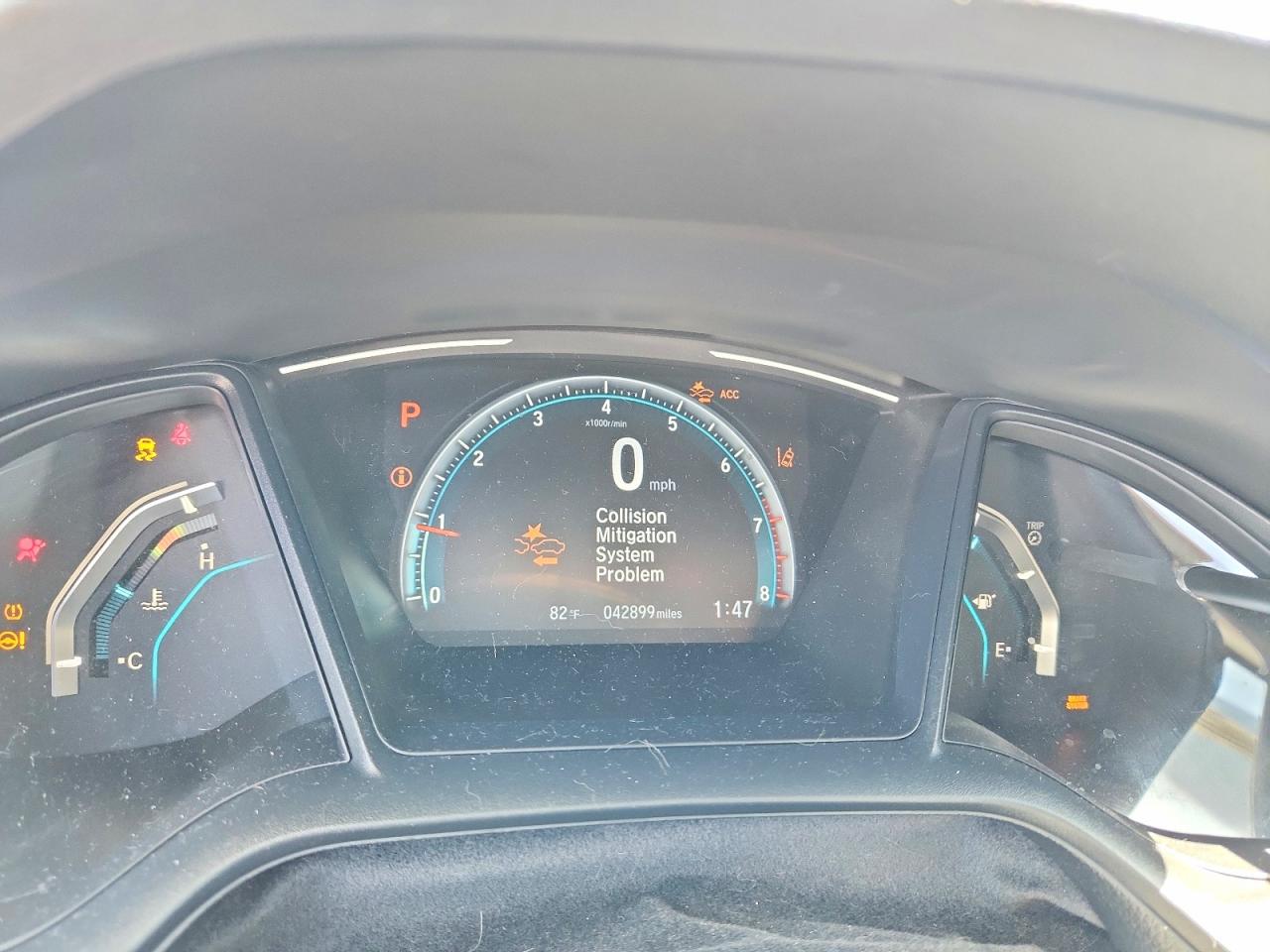 2020 HONDA CIVIC LX photo 17
