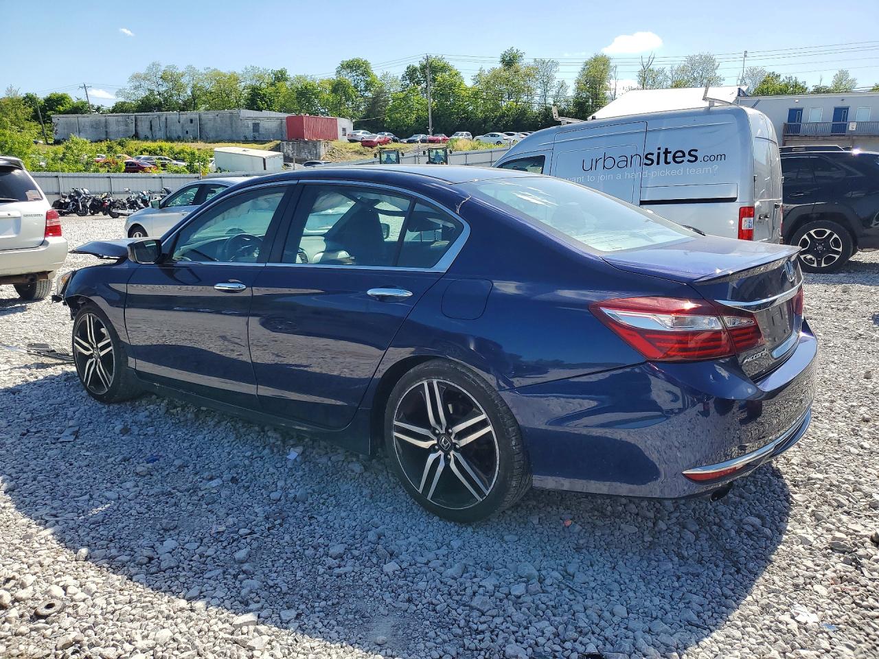 2016 HONDA ACCORD SPORT photo 3
