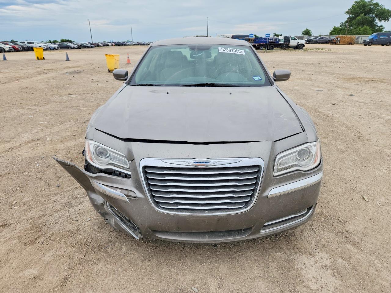 2014 CHRYSLER 300 photo 5