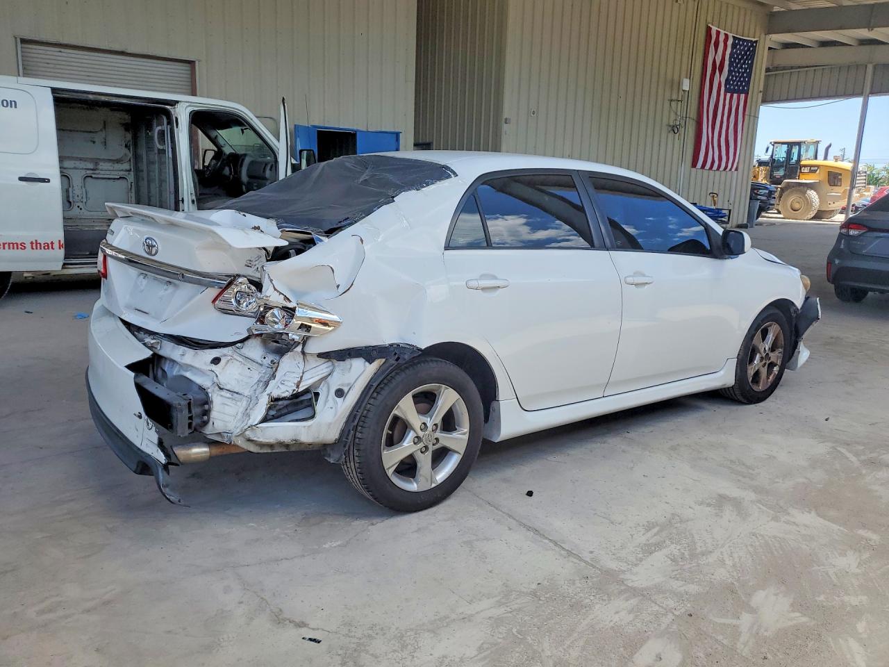 2011 TOYOTA COROLLA BASE photo 5