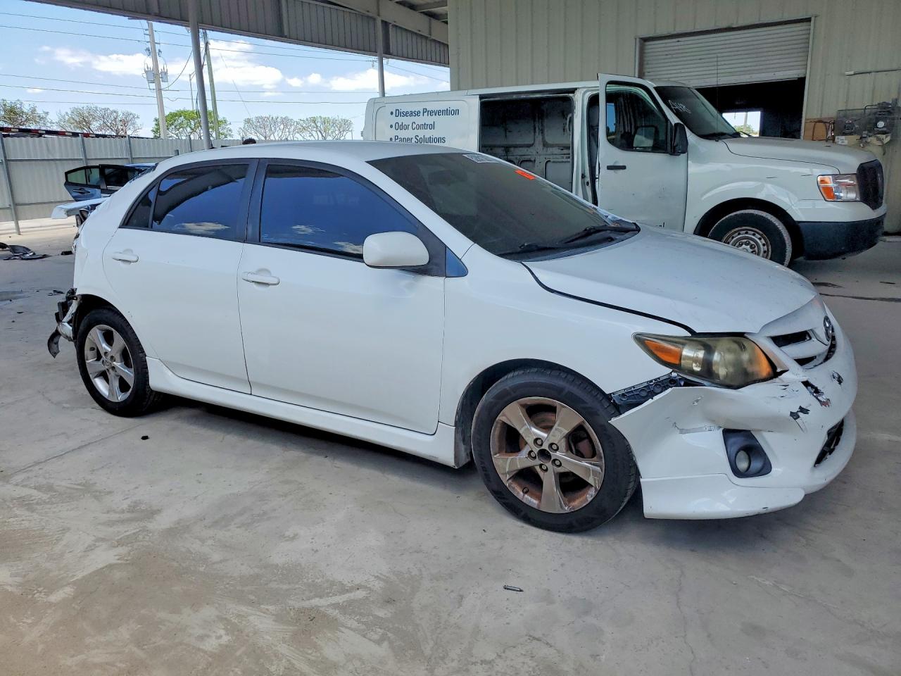 2011 TOYOTA COROLLA BASE photo 7