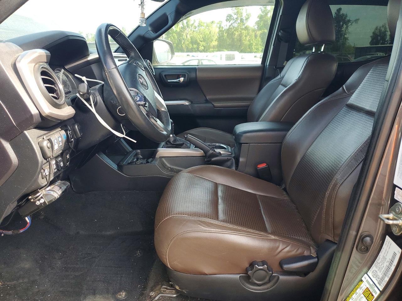 2017 TOYOTA TACOMA DOUBLE CAB photo 7