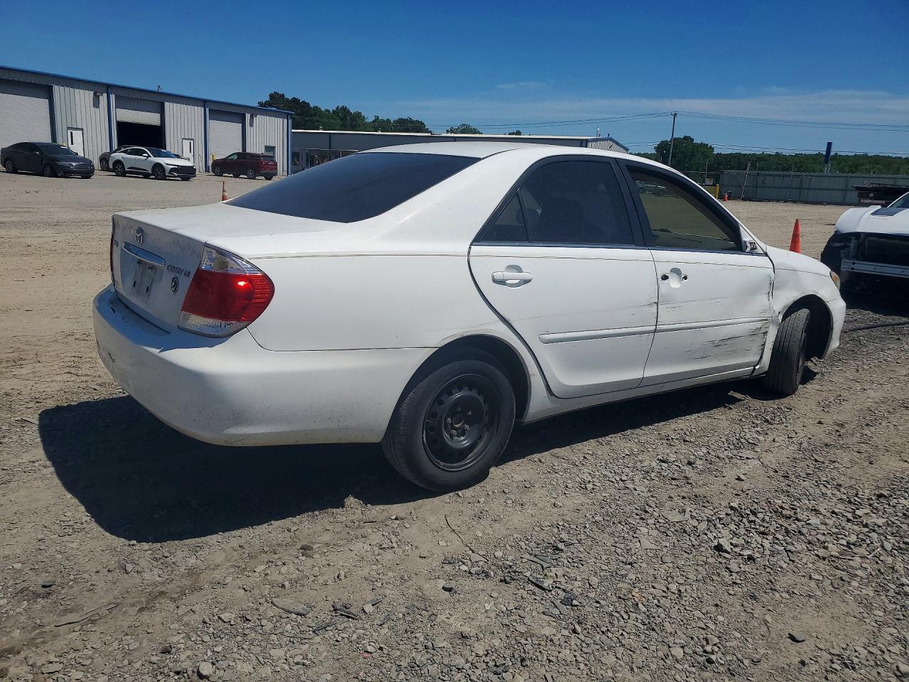 2006 TOYOTA CAMRY LE photo 5