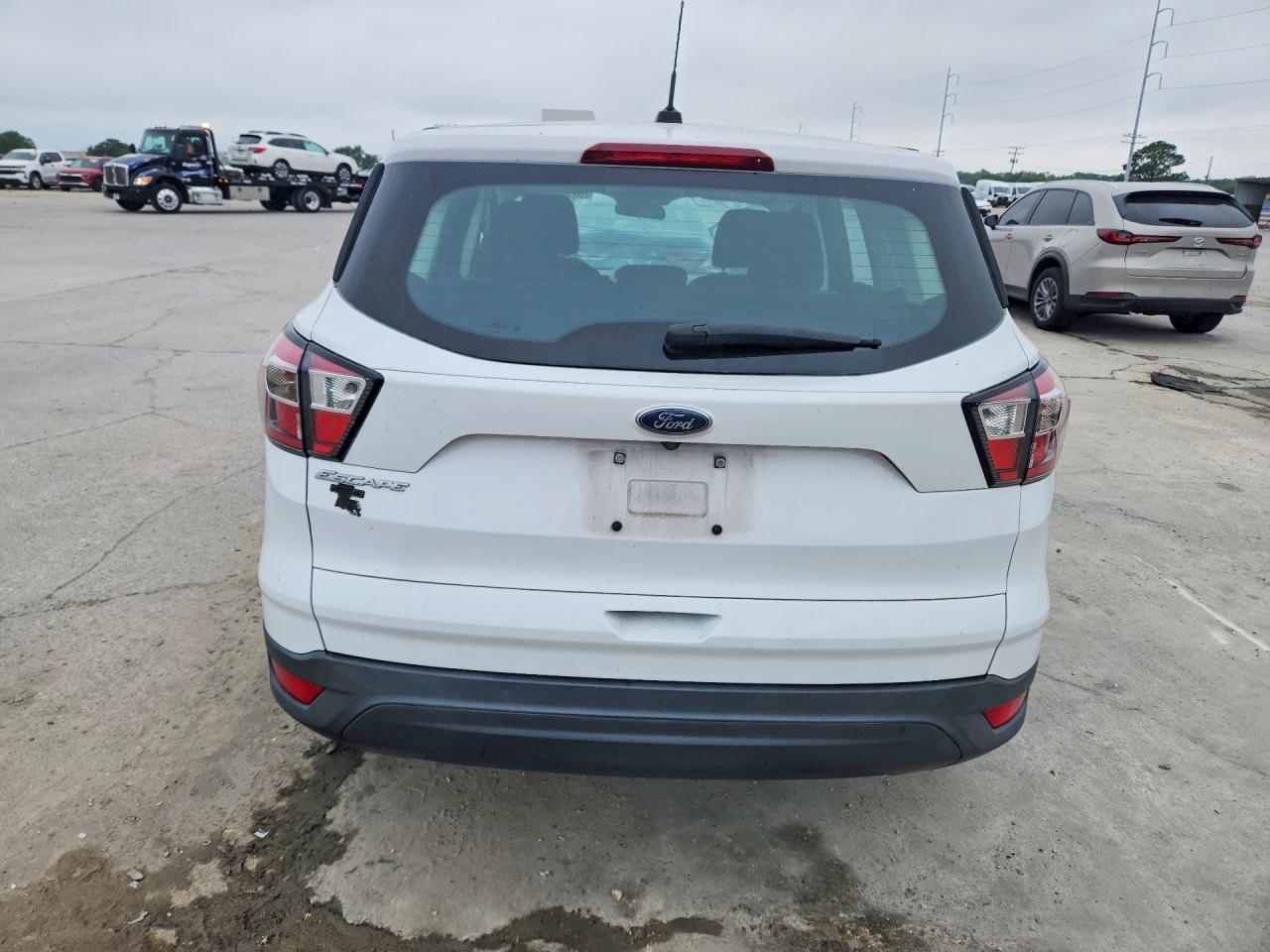 2017 FORD ESCAPE S photo 11