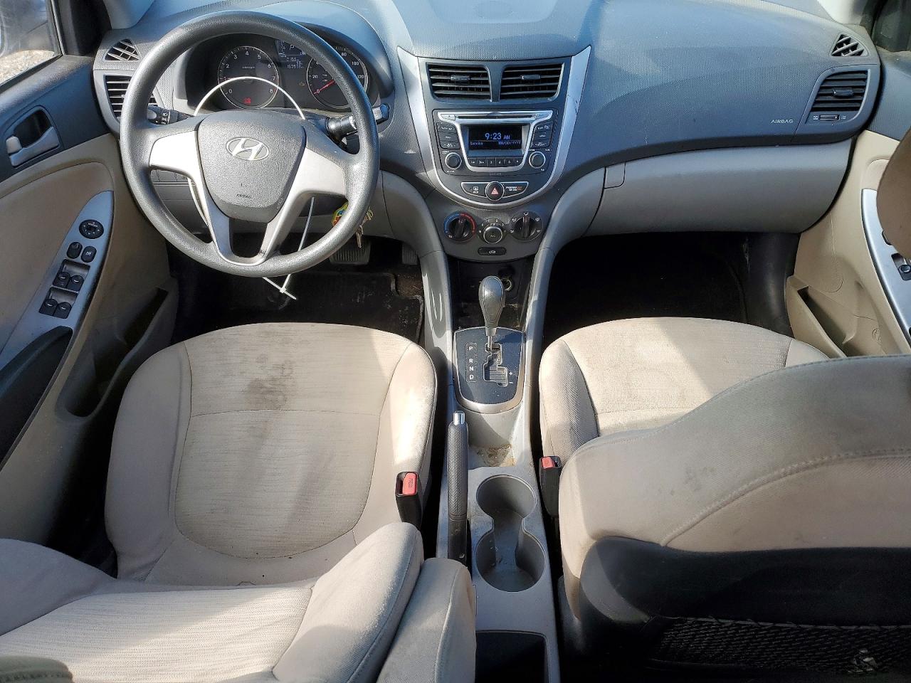 2015 HYUNDAI ACCENT GLS photo 15