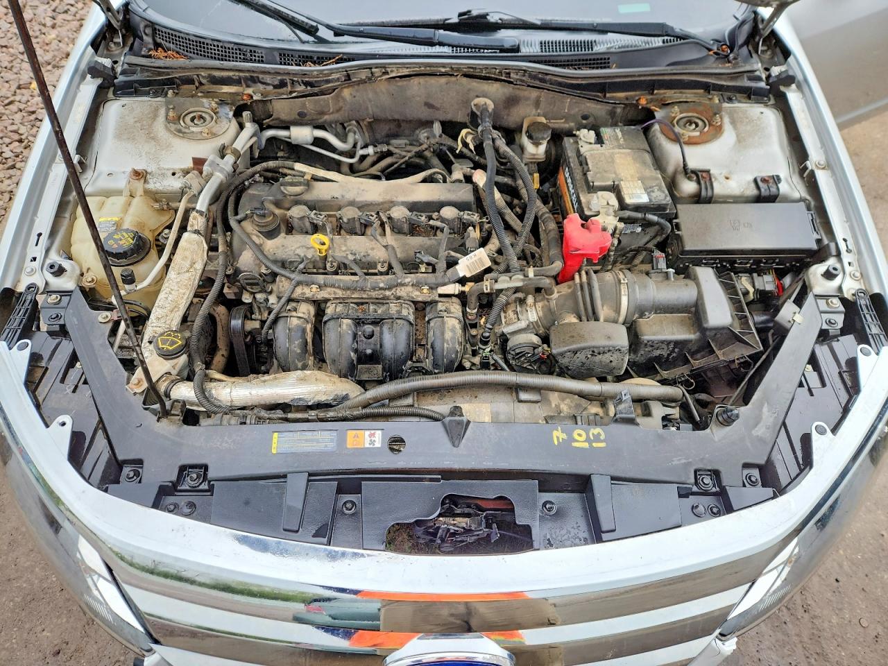 2011 FORD FUSION SE photo 11