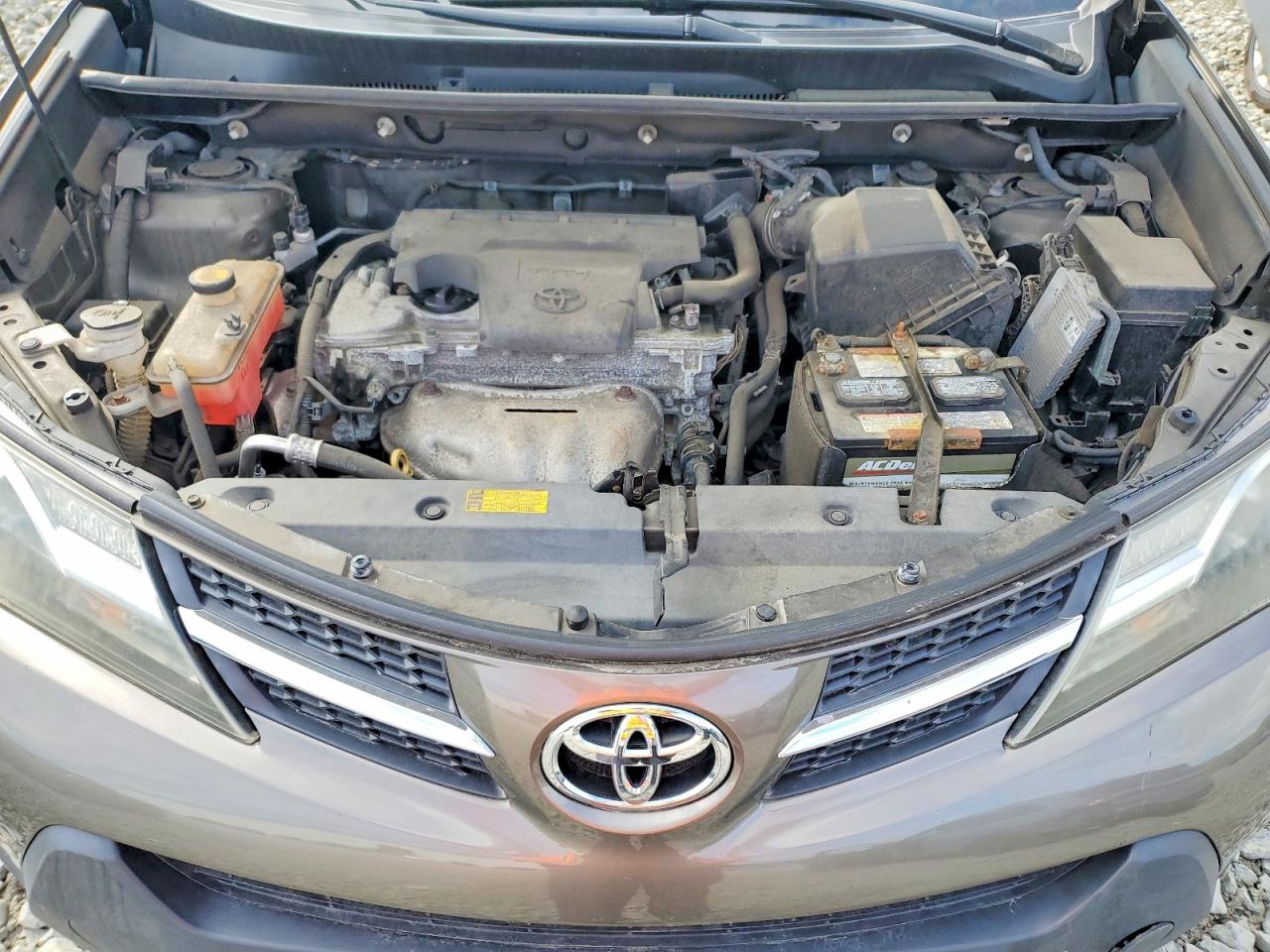 2015 TOYOTA RAV4 LE photo 34