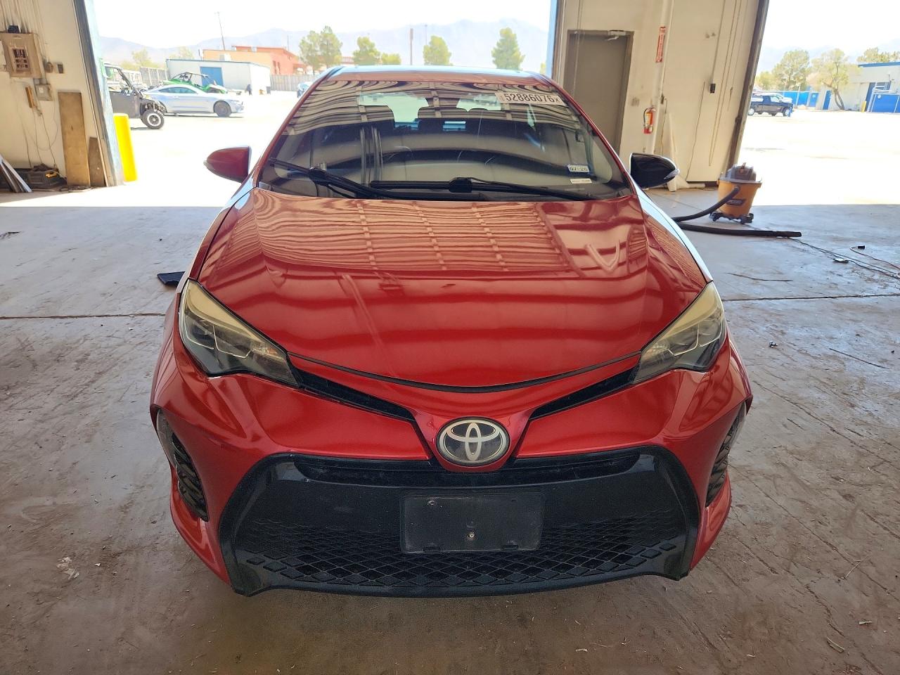 2017 TOYOTA COROLLA XSE photo 5