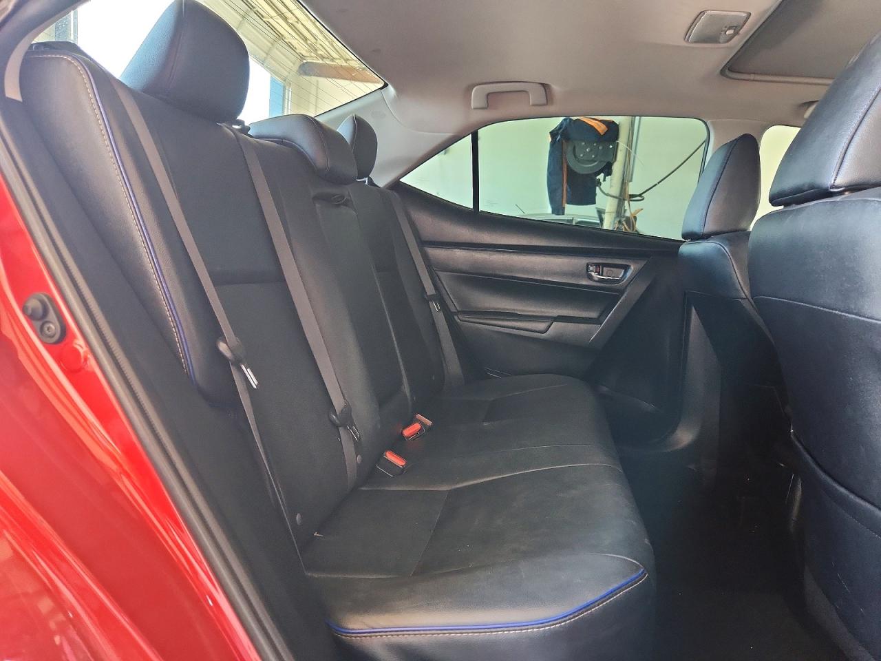 2017 TOYOTA COROLLA XSE photo 10