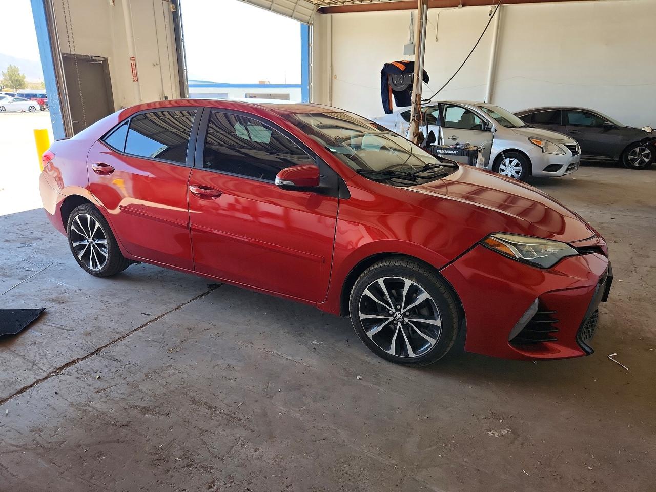 2017 TOYOTA COROLLA XSE photo 4