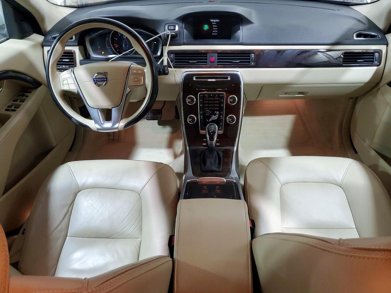 2015 VOLVO XC70 T6 PREMIER photo 22
