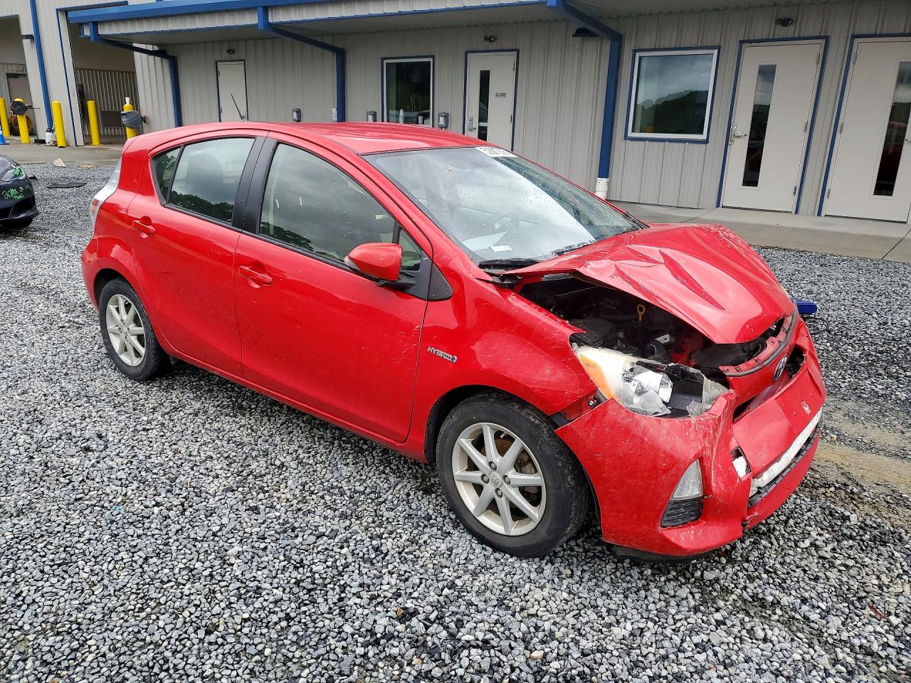 2012 TOYOTA PRIUS C THREE photo 4