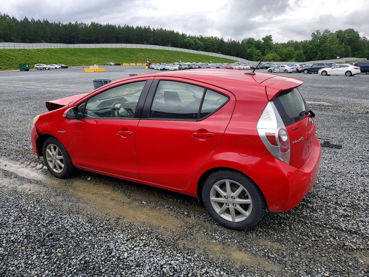 2012 TOYOTA PRIUS C THREE photo 2
