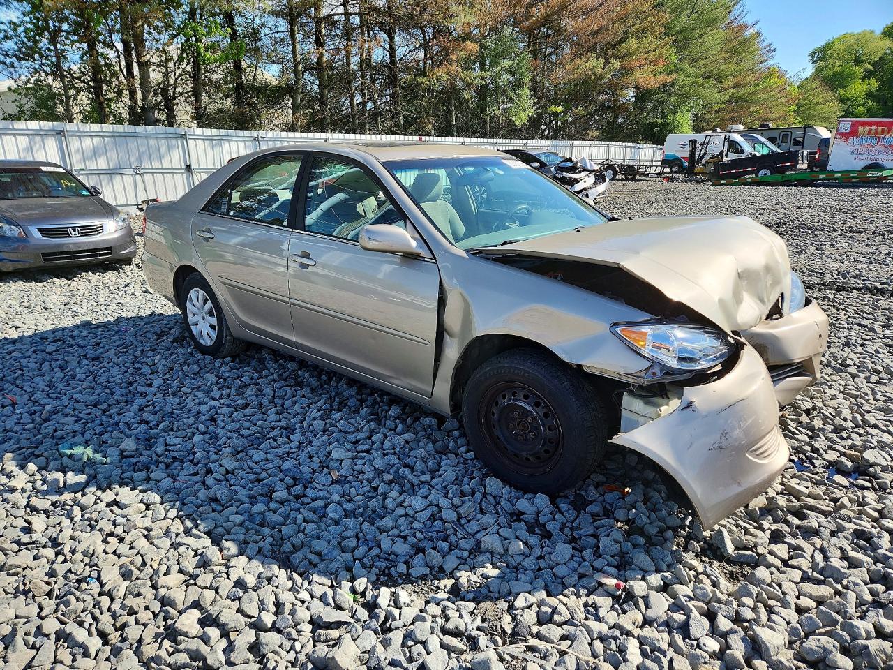 2006 TOYOTA CAMRY LE photo 10