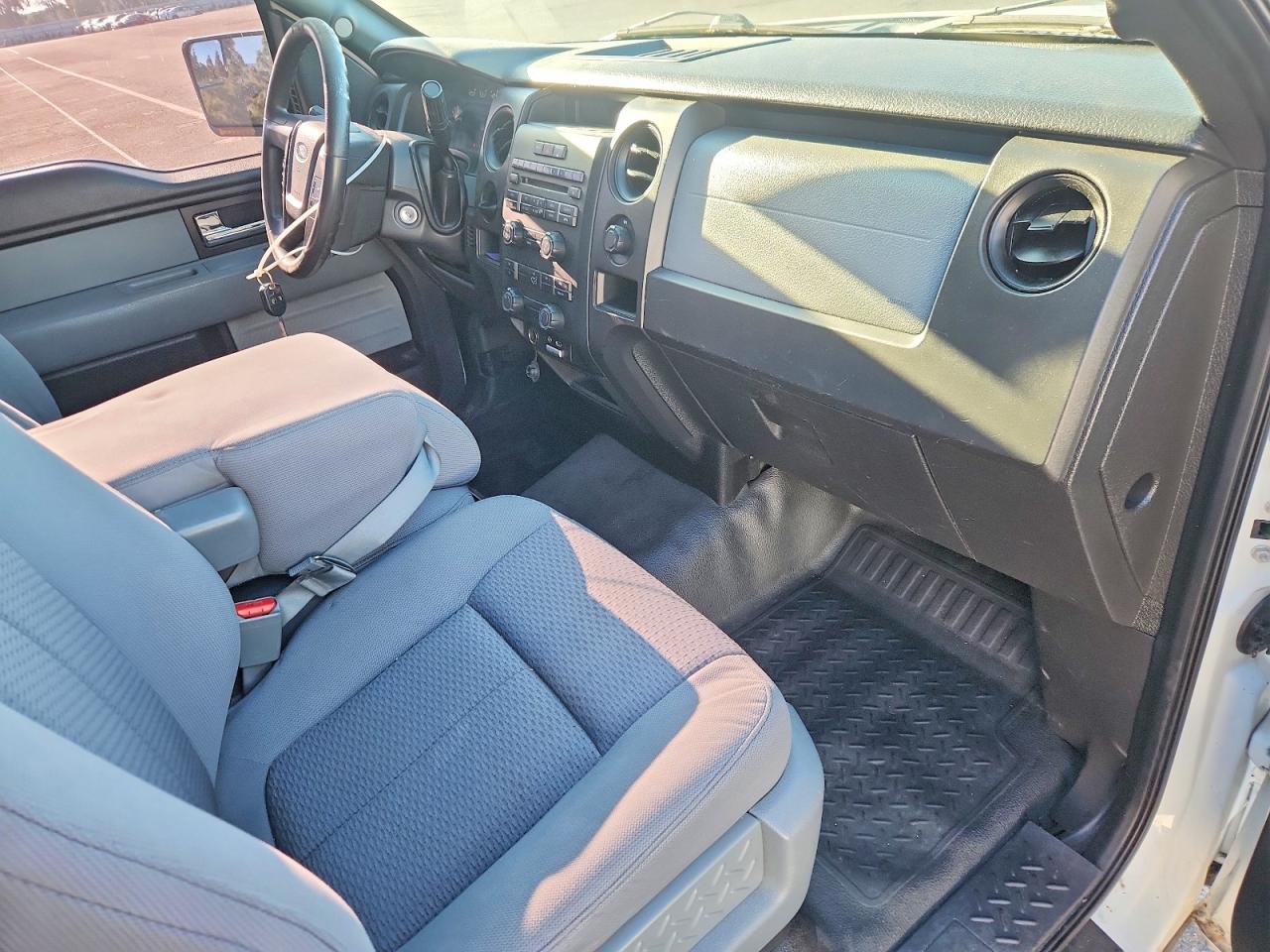 2013 FORD F150 photo 8
