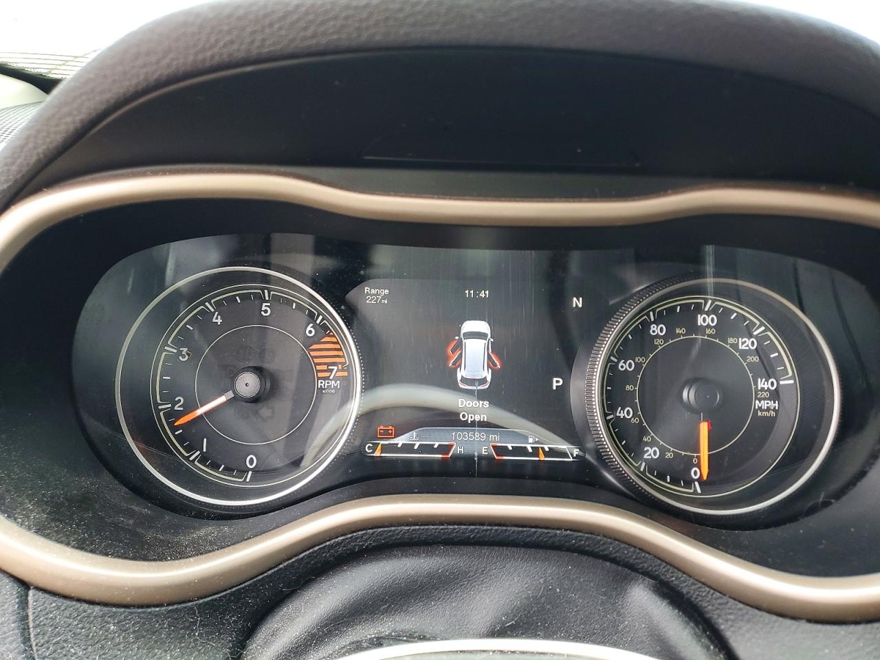 2016 JEEP CHEROKEE LIMITED photo 17