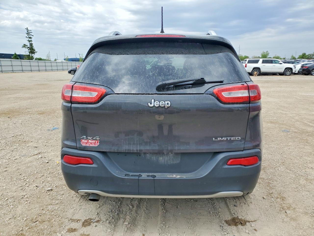 2016 JEEP CHEROKEE LIMITED photo 11
