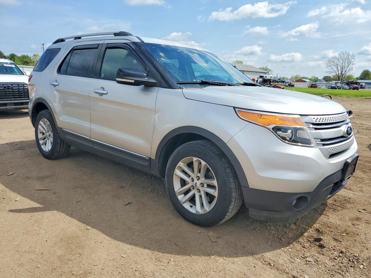 2014 FORD EXPLORER XLT photo 7