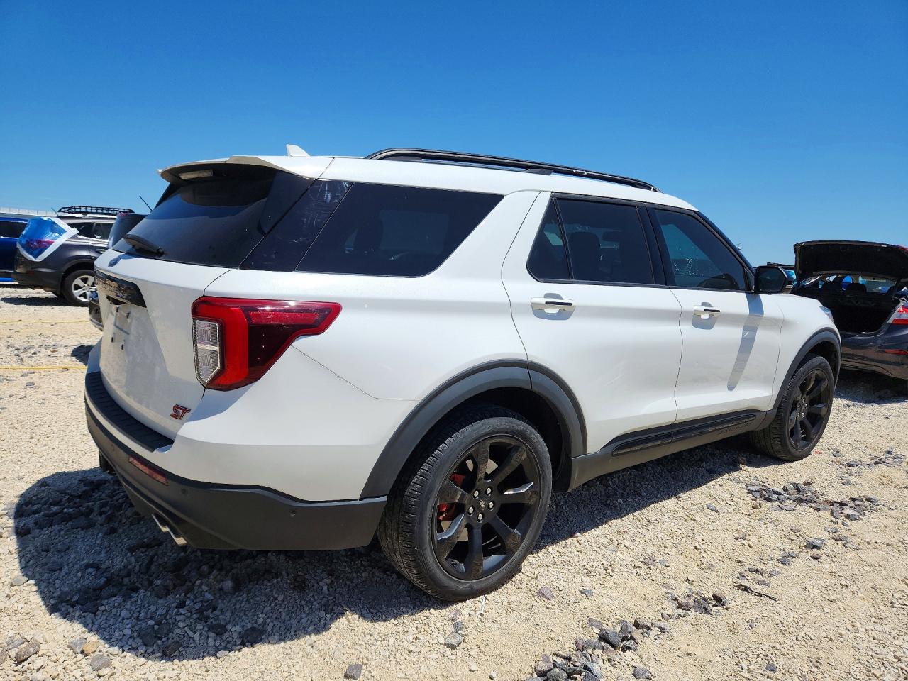 2021 FORD EXPLORER ST photo 7
