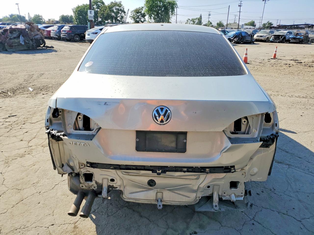 2011 VOLKSWAGEN JETTA photo 11
