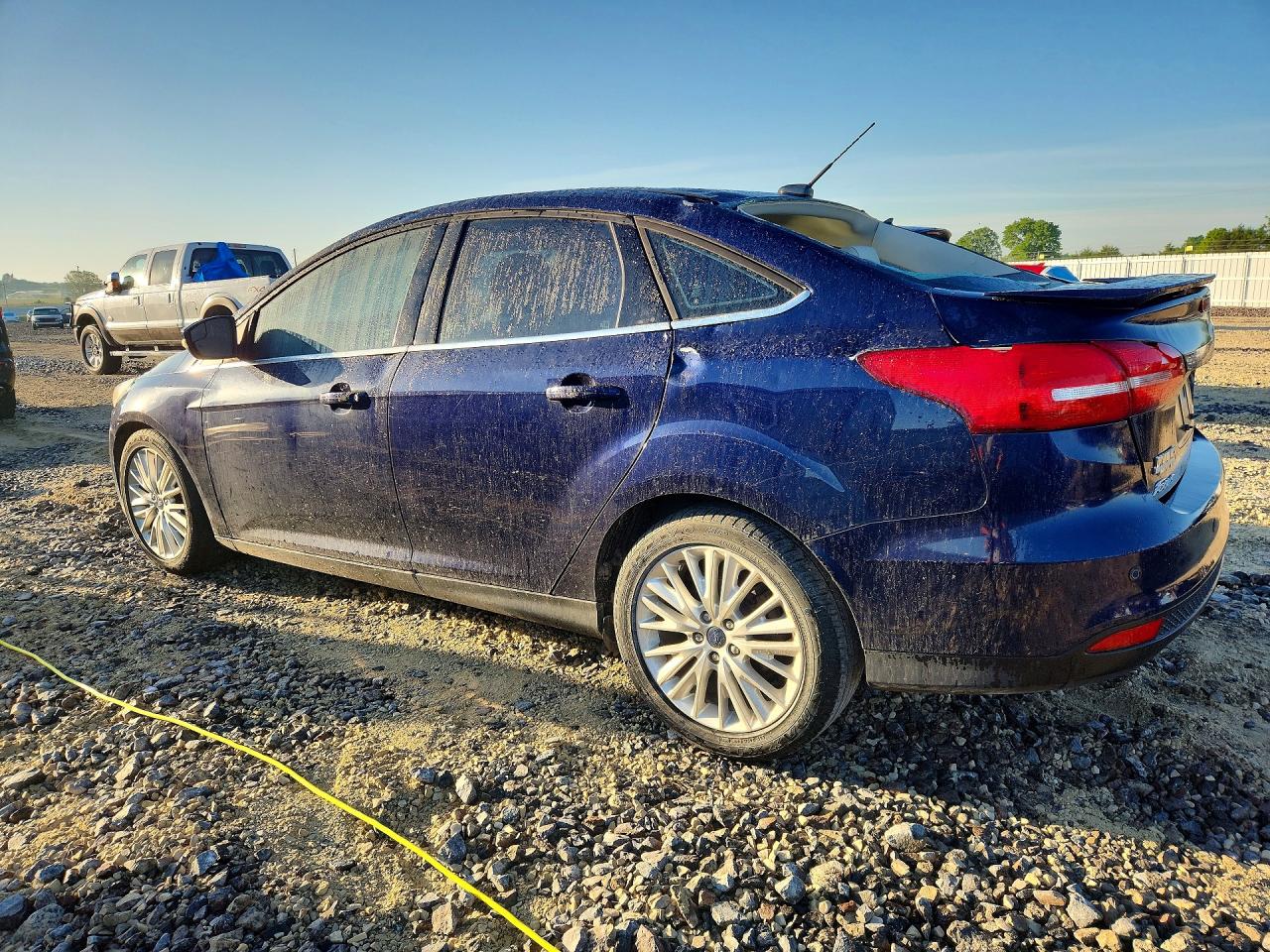 2017 FORD FOCUS TITANIUM photo 4