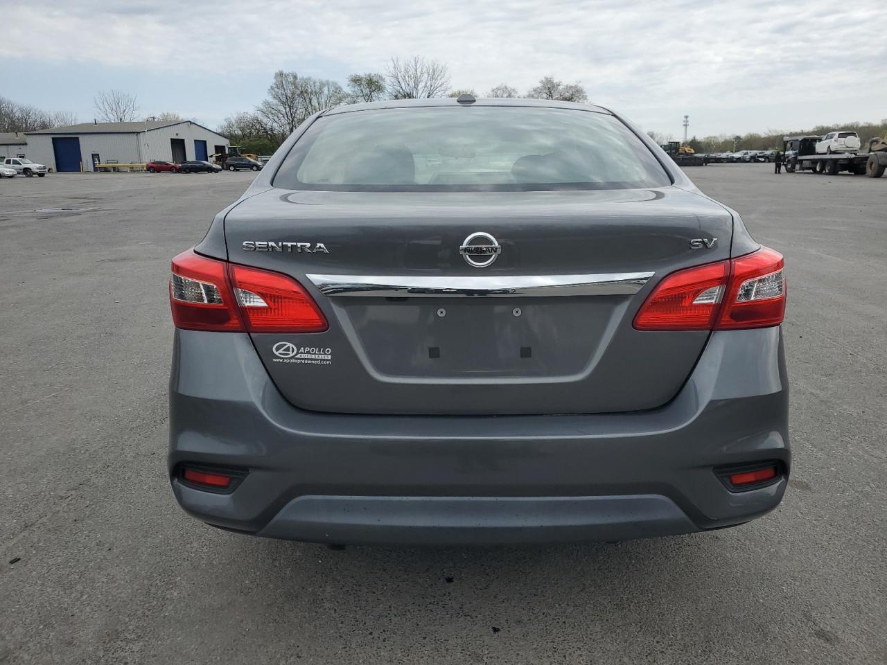 2019 NISSAN SENTRA S photo 11