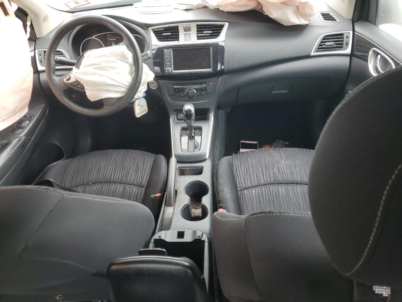 2019 NISSAN SENTRA S photo 15