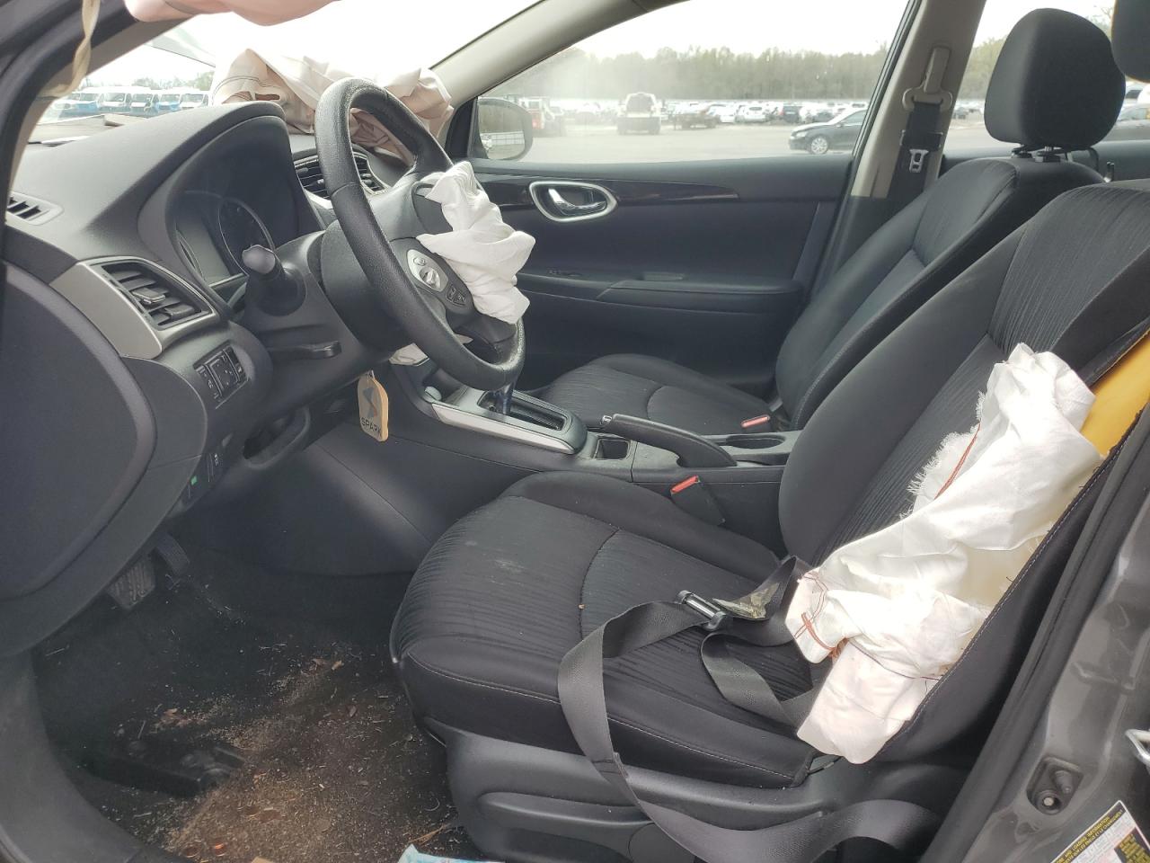 2019 NISSAN SENTRA S photo 13