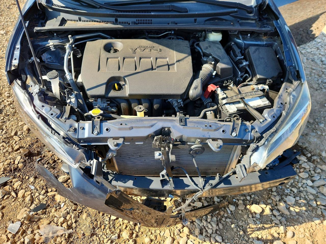 2017 TOYOTA COROLLA LE photo 31