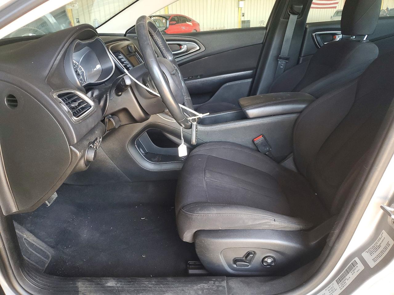 2015 CHRYSLER 200 LIMITED photo 19