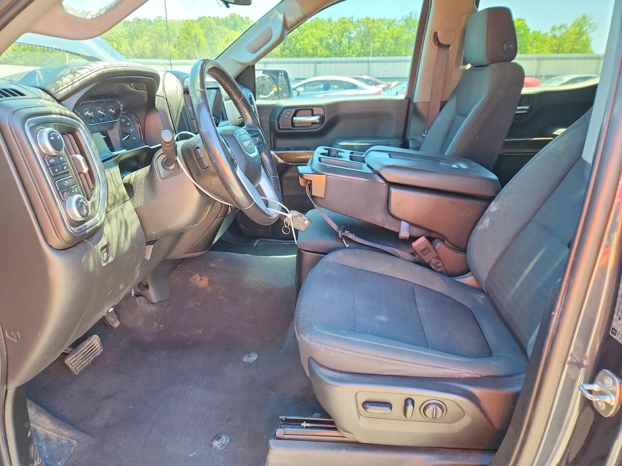 2019 GMC SIERRA K1500 SLE photo 13