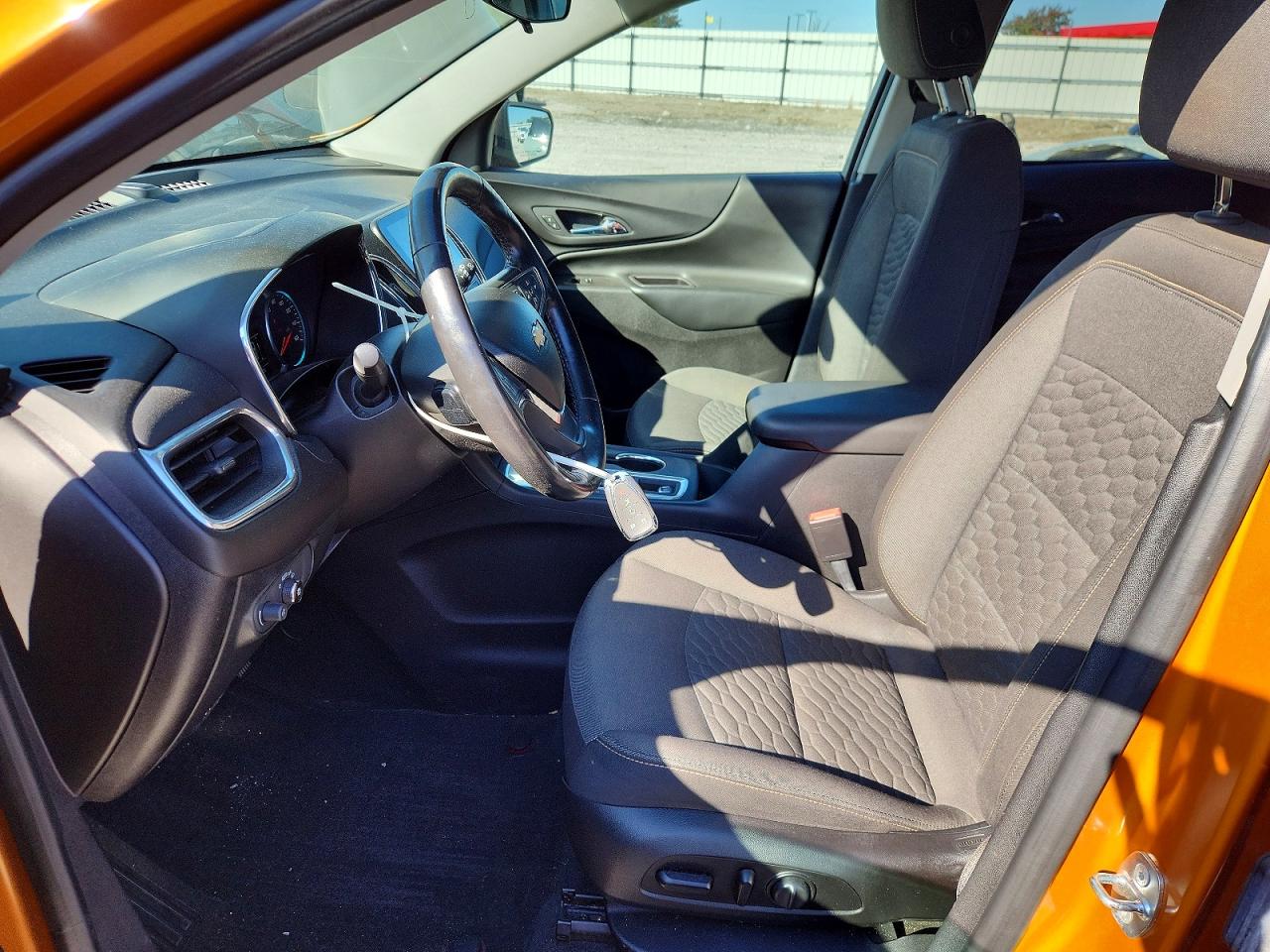 2018 CHEVROLET EQUINOX LT photo 13