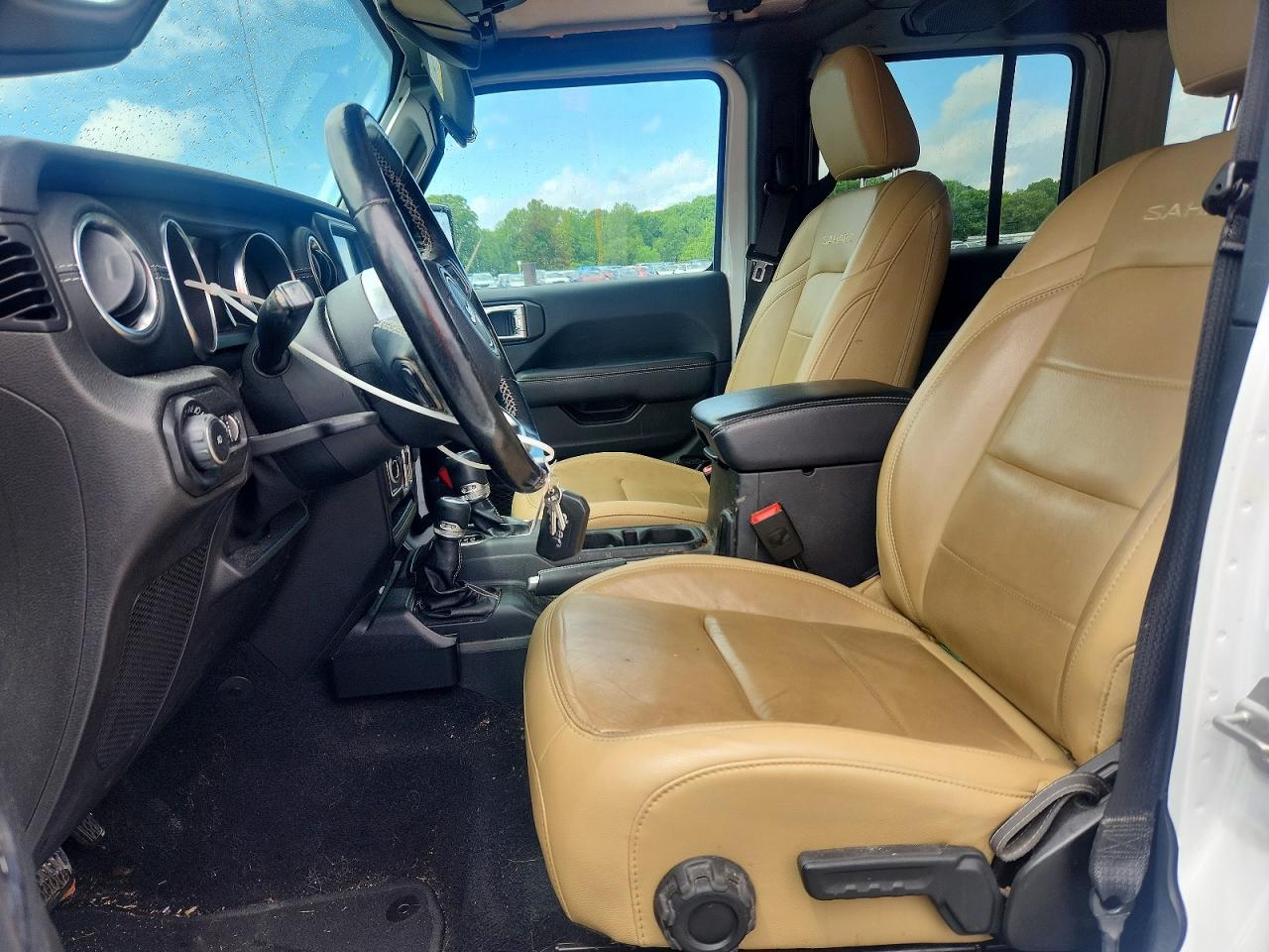 2019 JEEP WRANGLER UNLIMITED SAHARA photo 19