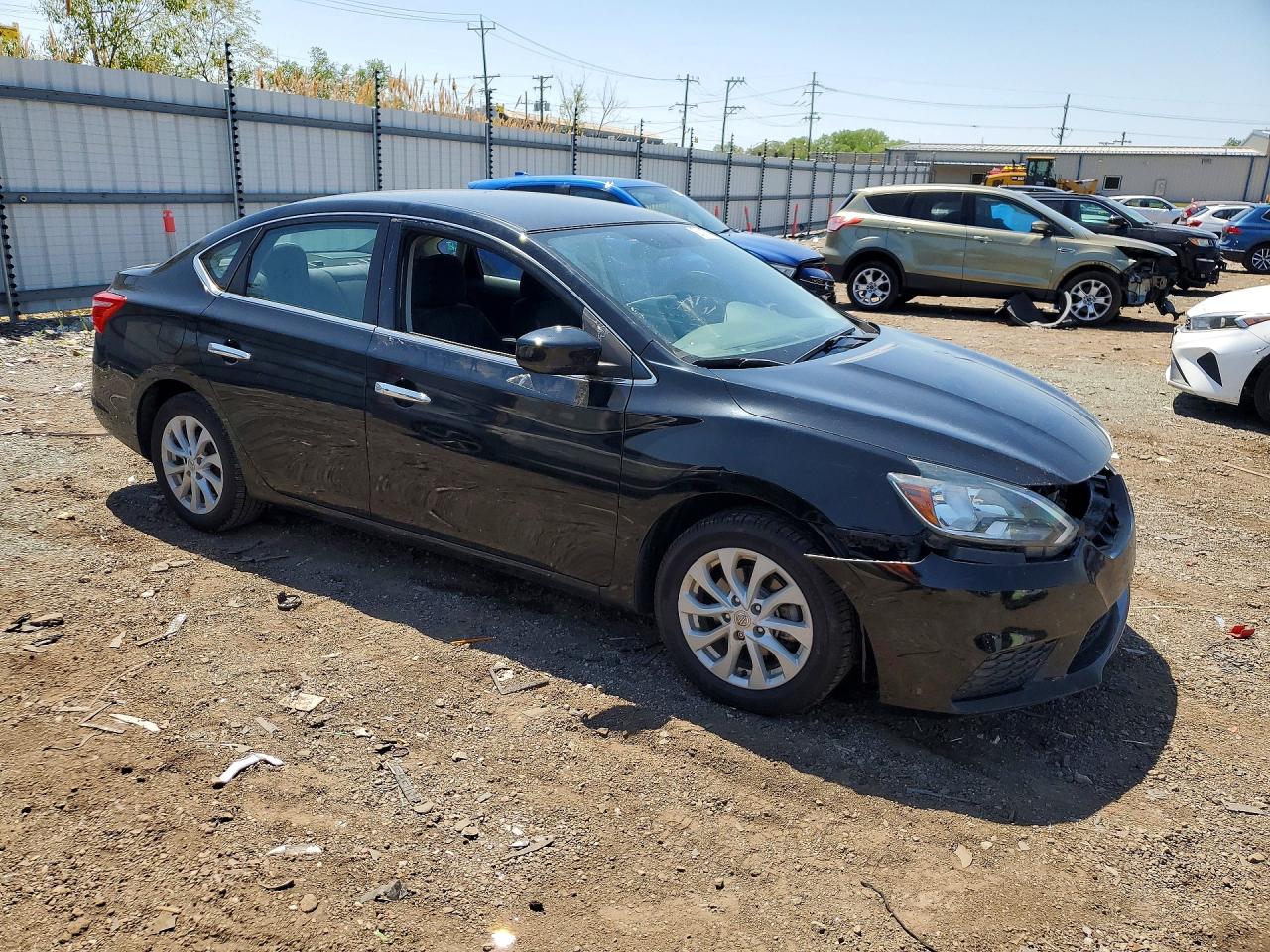2018 NISSAN SENTRA photo 10