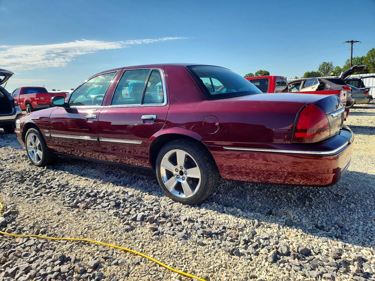 2009 MERCURY GRAND MARQUIS LS photo 3