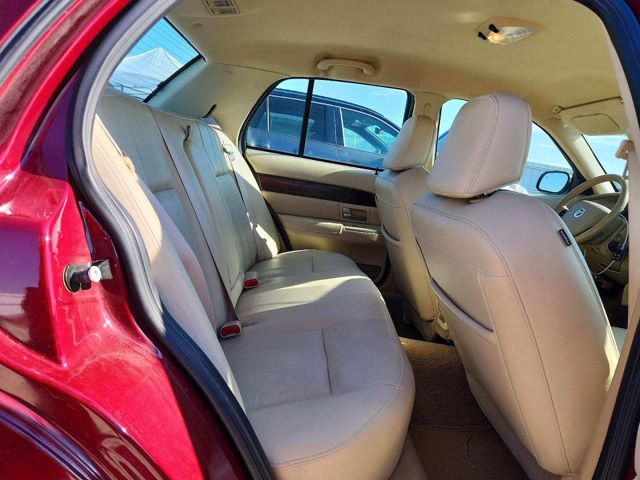 2009 MERCURY GRAND MARQUIS LS photo 19