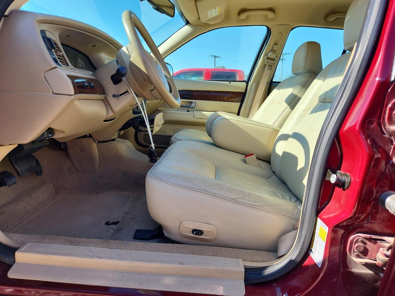 2009 MERCURY GRAND MARQUIS LS photo 13