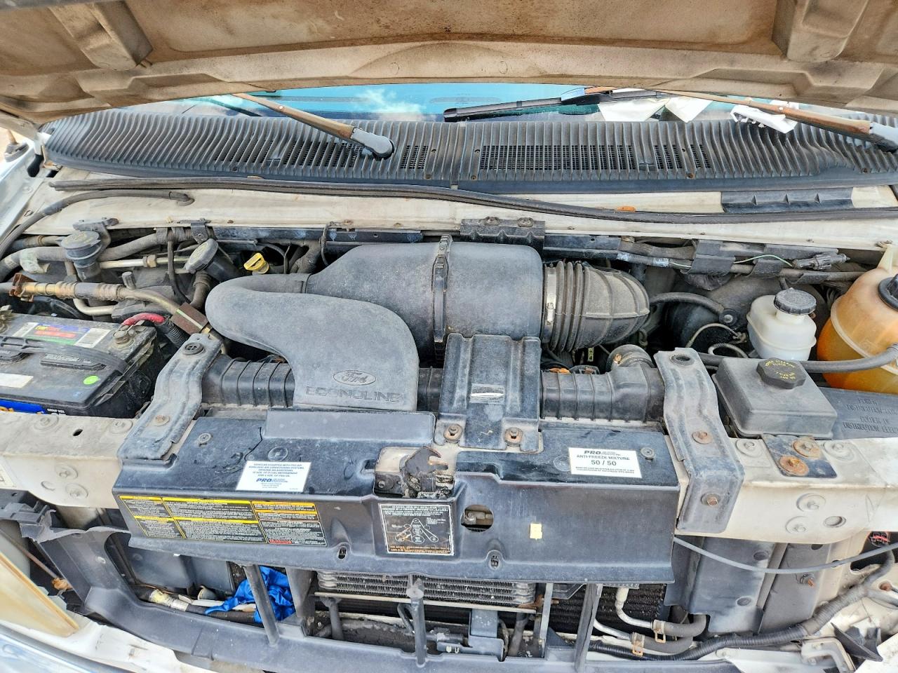 1999 FORD ECONOLINE E150 VAN photo 31