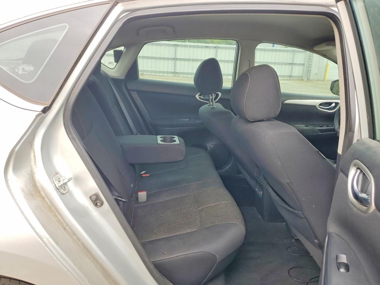 2015 NISSAN SENTRA S photo 19