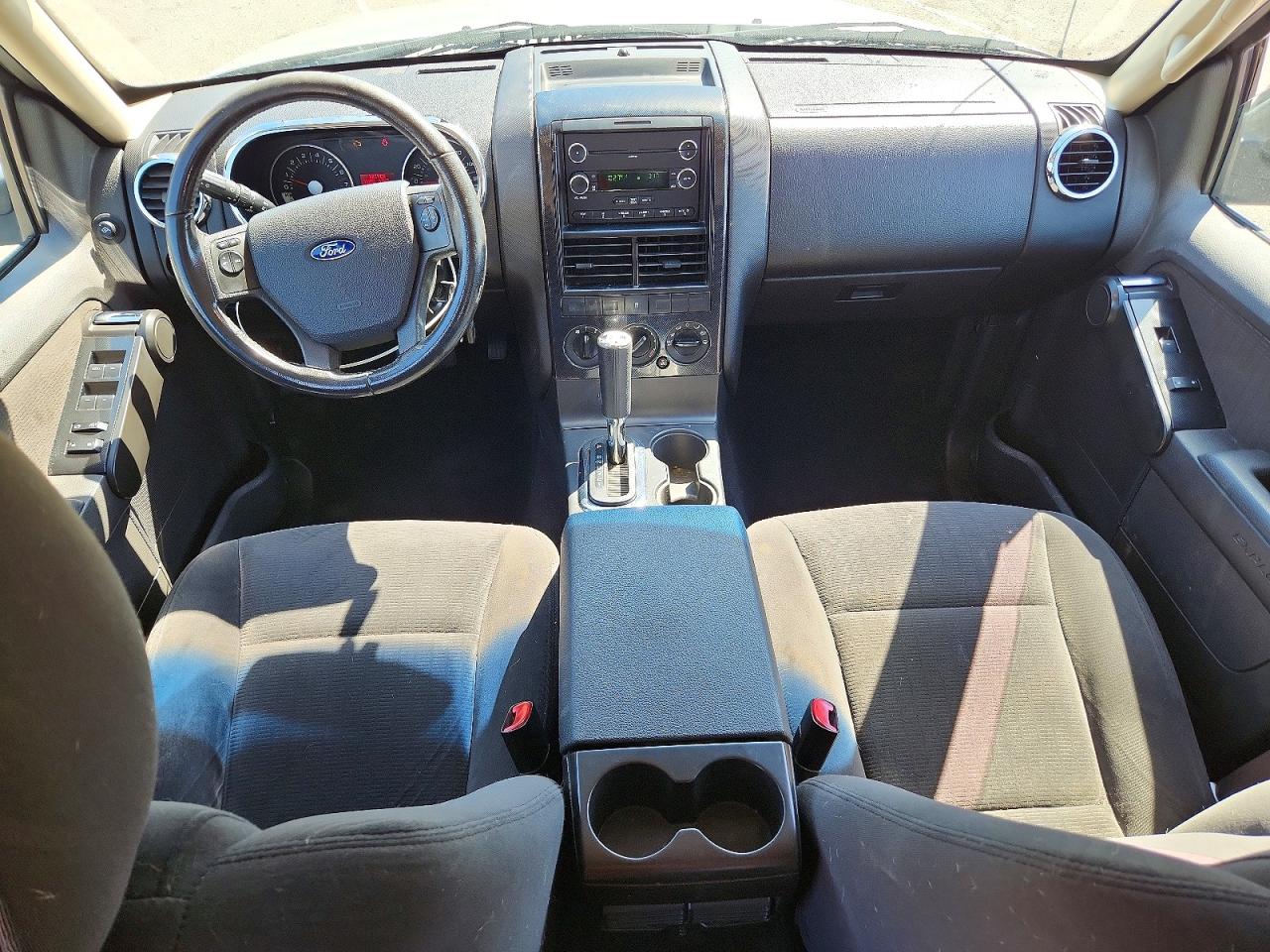 2010 FORD EXPLORER XLT photo 22
