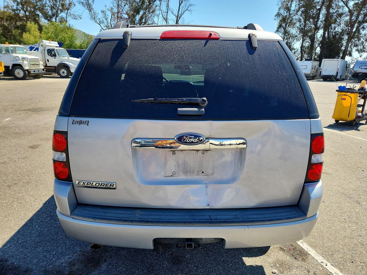 2010 FORD EXPLORER XLT photo 16