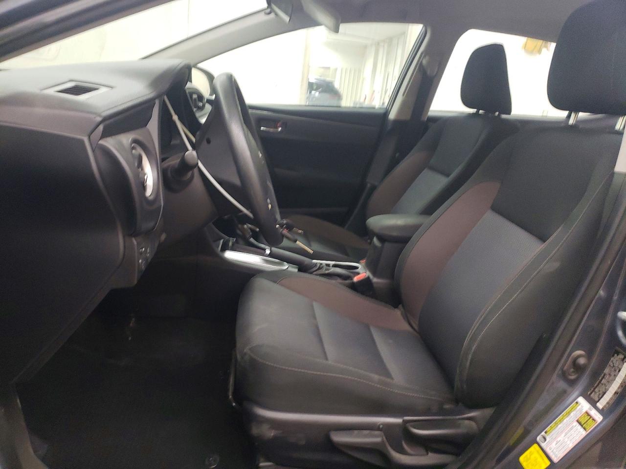 2019 TOYOTA COROLLA LE photo 7