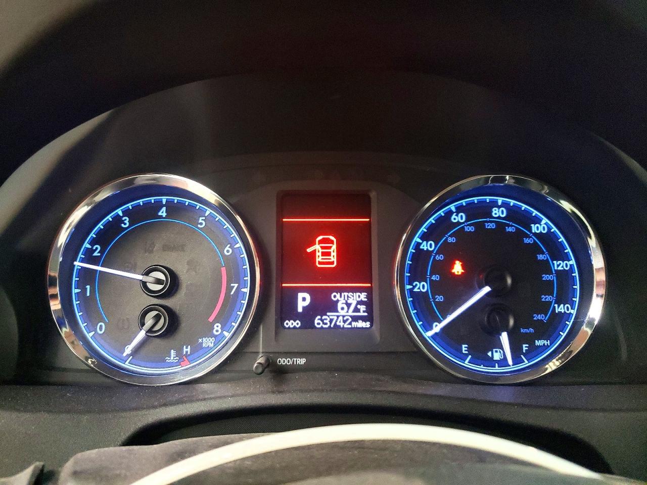 2019 TOYOTA COROLLA LE photo 9