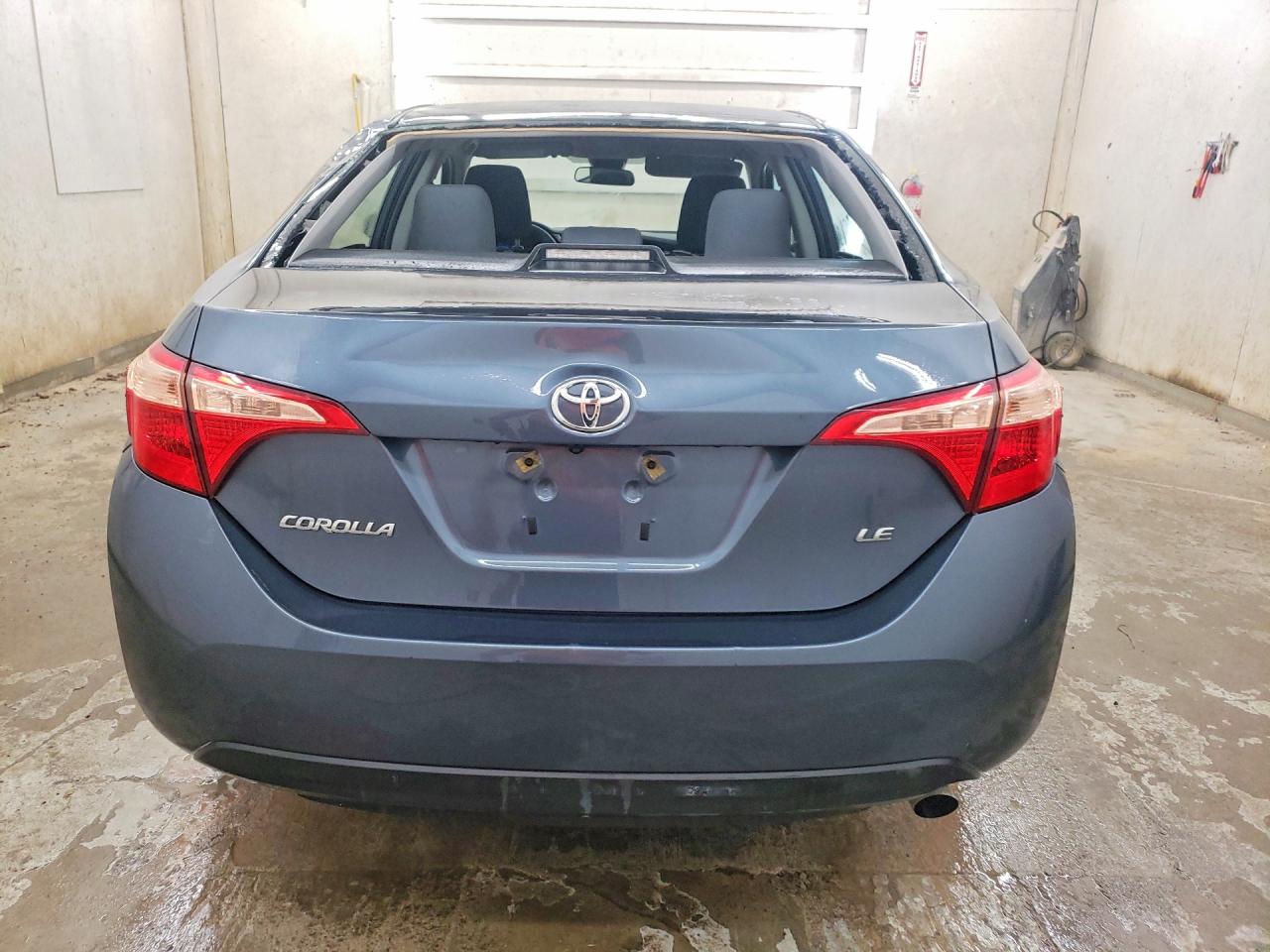 2019 TOYOTA COROLLA LE photo 6