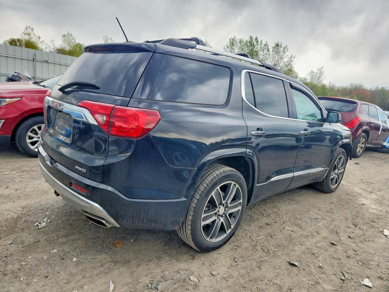 2019 GMC ACADIA DENALI photo 5