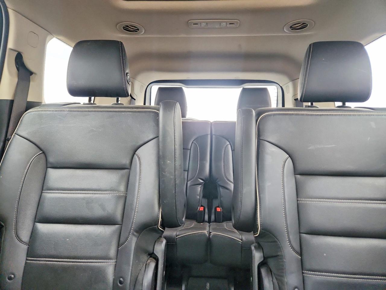 2019 GMC ACADIA DENALI photo 19