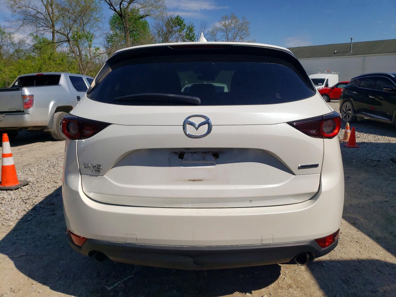 2020 MAZDA CX-5 TOURING photo 11