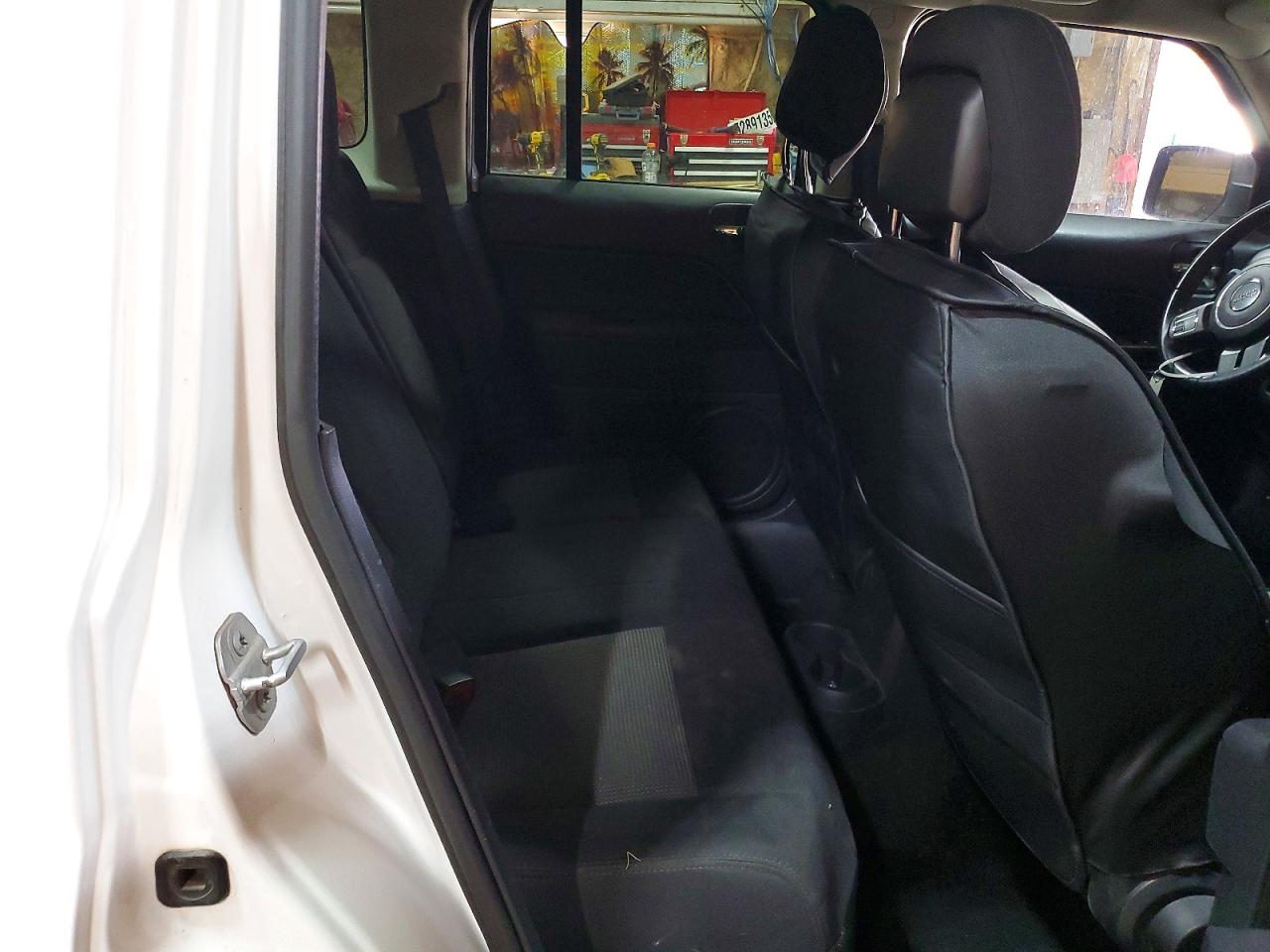 2014 JEEP PATRIOT LATITUDE photo 11