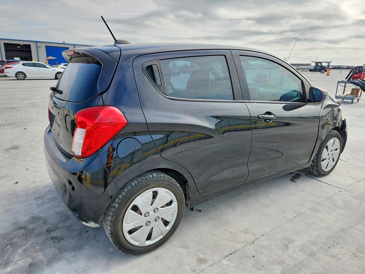 2017 CHEVROLET SPARK LS photo 5