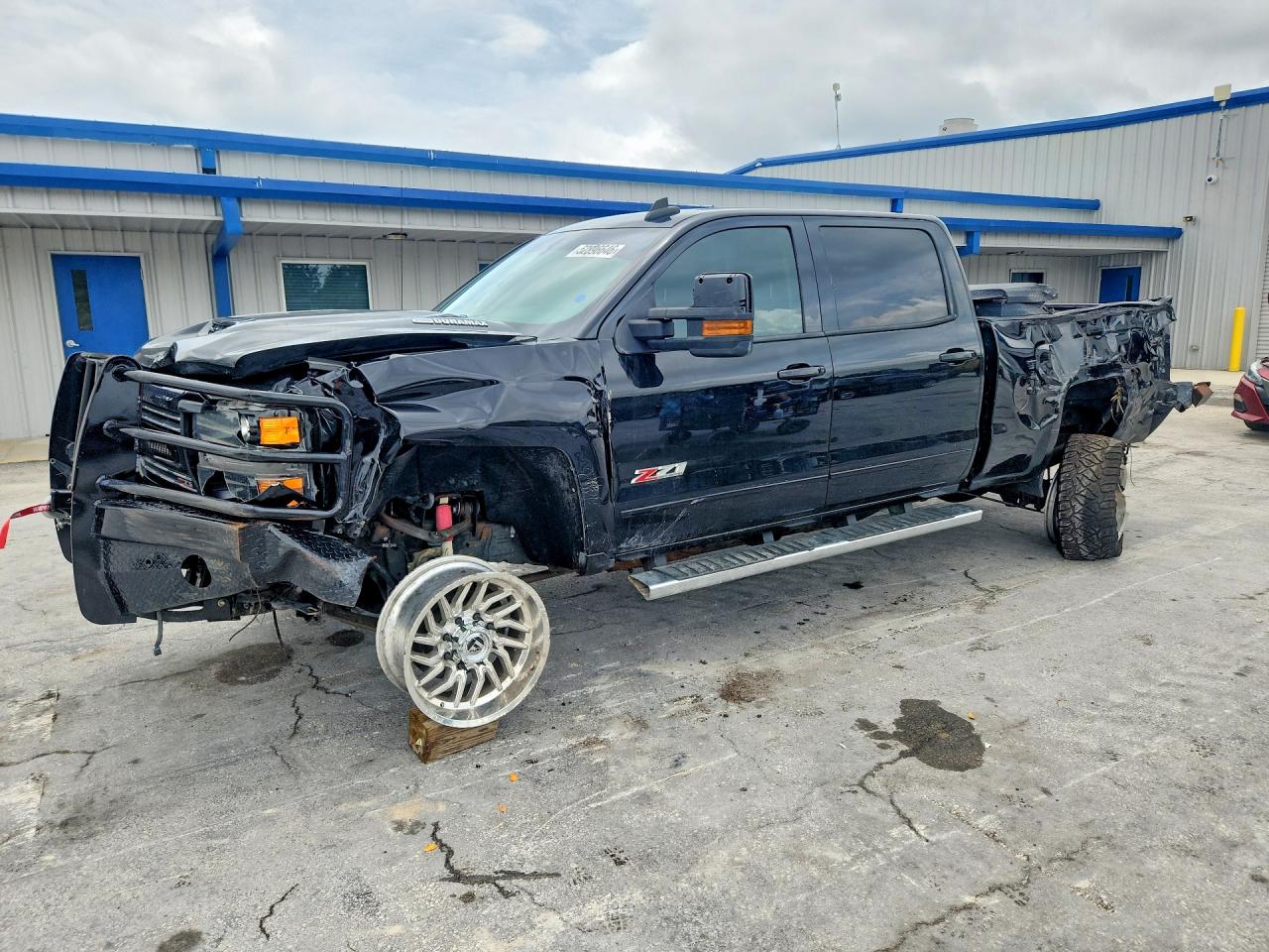 2017 CHEVROLET SILVERADO